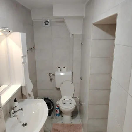 Apartman Aurora *